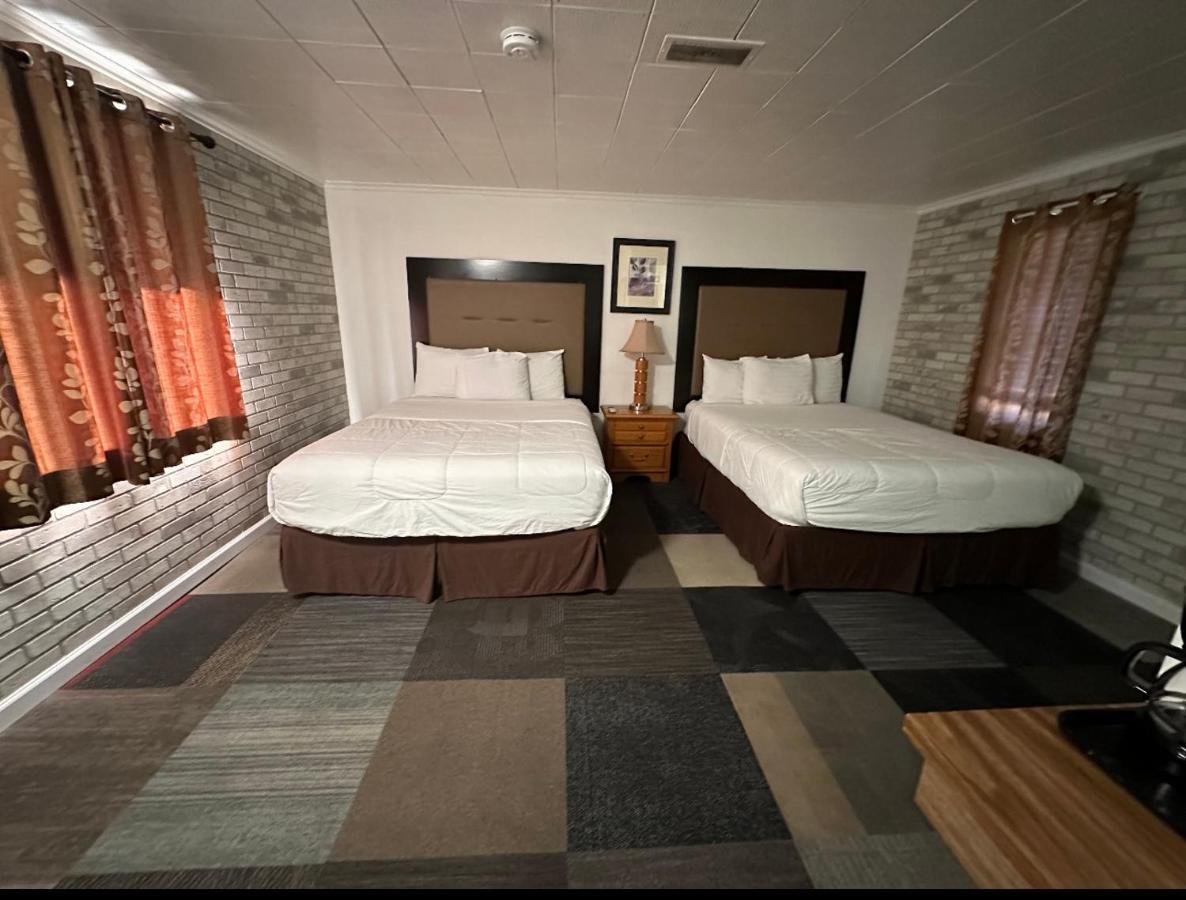 Motel Nicholas Omak Exterior photo